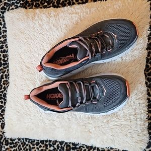 Hoka  Gaviota 2 women size 11
